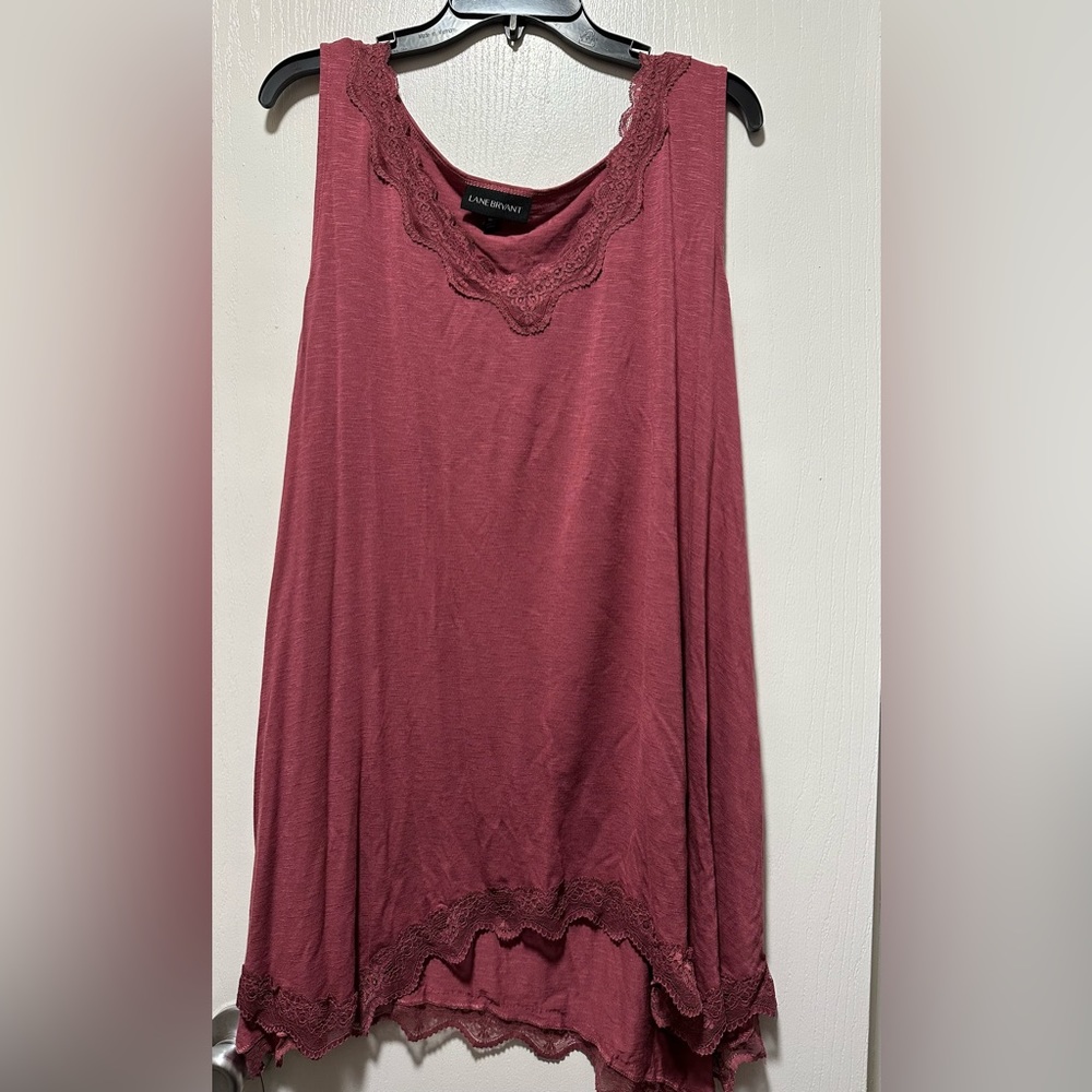 Pretty tank with lace from Lane Bryant, size 18-20